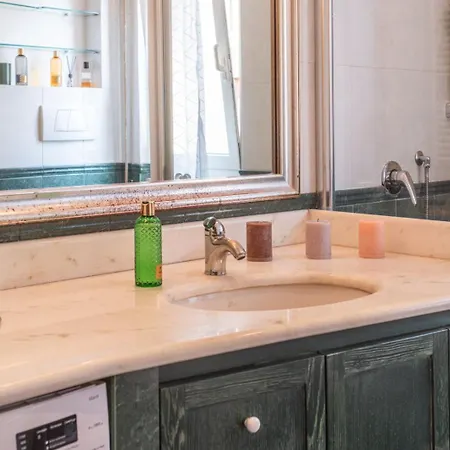 Susy's Lovely Flat Near Trastevere Roma